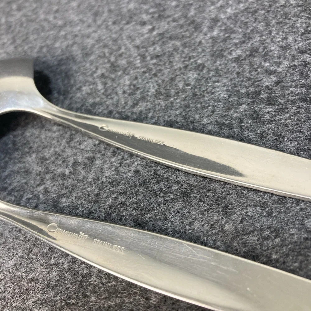 Set Of 2 Oneida VENETIA Solid Serving Spoons Tablespoon 8 5/8
